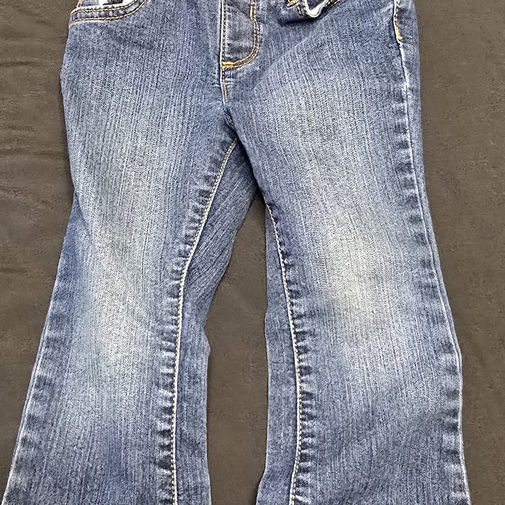 The Children's Place Light Blue Faded Kids Jeans